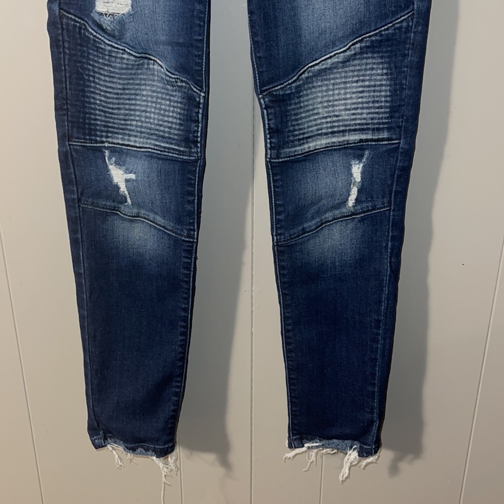 Kancans Ripped Skinny’s - Picture 2 of 6